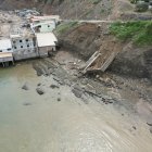 El tramo que colapsó el domingo 16 de febrero por las lluvias en Anconcito, obligó a que las autoridades declaren en área de emergencias.
