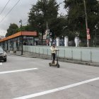 Vehículos sancionados durante los operativos de la AMT en carriles exclusivos de Quito.