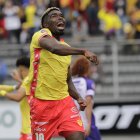 Carcelén anotó tres goles sin ser el puesto de delantero su posición habitual en cancha, sino volante. Fue la figura de la fecha.