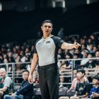 Carlos primero fue jugador y luego juez certificado por la Internacional FIBA.