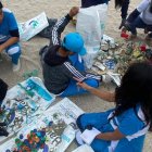 ONG. Amiguitos del océano busca crear una economía azul que ayude a reducir la contaminación en las playas.