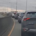 Desde temprano se pudo observar varios carros estancados en este puente.