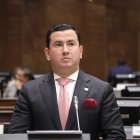 Ferdinan Álvarez (ADN) presentó la moción del cambio en el orden del día.