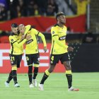 Joaquín Valiente (i) y Byron Castillo (c) y Gustavo Vallecilla de Barcelona fueron las variantes destacadas de Segundo Castillo en Barcelona SC ante El Nacional