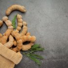 El tamarindo es una fruta sabrosa y muy beneficiosa