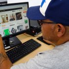 Las compras en línea se han disparado en el último año.