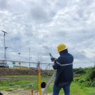 Situación. El incidente se reportó en la vía a Puerto Engabao.