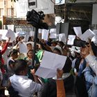 Seguidores del expresidente boliviano Evo Morales (2006-2019) renunciaron "masivamente" al oficialista Movimiento al Socialismo (MAS) este lunes, en Cochabamba (Bolivia).