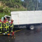 Un choque múltiple entre dos camiones y un automóvil liviano se produjo la tarde de este lunes 24 de febrero
