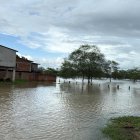 En Tosagua, Manabí, al menos unas 300 familias han sido damnificadas por las lluvias.
