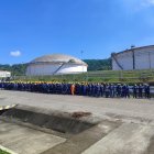 Petroecuador mantiene contratos colectivos que serán revisados por el Ministerio de Trabajo.