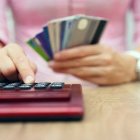 El historial crediticio es fundamental para acceder a un préstamo bancario.