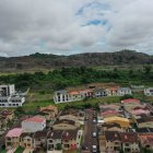 Los habitantes piden obras que involucren la exploración del cerro.