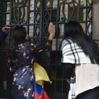 Desde su llegada de Israel, Verónica Abad no ha podido ingresar a la Vicepresidencia.