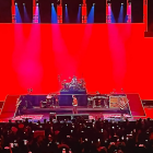 El show es una mezcla de nostalgia y lo mejor de sus discos más recientes.