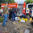 Bomberos asistieron a retirar el cadáver.