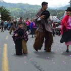 En Guaranda se eligió a las dignidades del Pawkar Raymi quienes lucieron lindos atuendos para el evento.