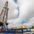 La supuesta concesión del campo Sacha ha causado reacciones de organizaciones y personajes políticos de Ecuador.