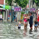 En ciudadelas como Sauces 6, las calles han quedado completamente inundadas.