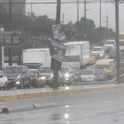 Así permanecen las calles de Guayaquil tras el aguacero registrado este 5 de marzo.