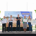 El Gobierno entregó títulos de propiedad a agricultores de Los Ríos.