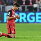 MUNICH (Germany), 05/03/2025.- Piero Hincapie of Leverkusen reacts after losing the UEFA Champions League Round of 16, 1st leg soccer match between FC Bayern Munich and Bayer 04 Leverkusen, in Munich, Germany, 05 March 2025. (Liga de Campeones, Alemania) EFE/EPA/ANNA SZILAGYI