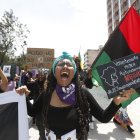 Desde el parque El Arbolito salieron miles de mujeres para conmemorar el 8M.