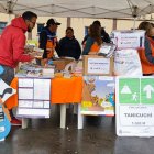 Entrega de señalética por parte de Gestión de Riesgos.