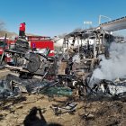 La escena de una colisión entre un tractocamión y un autobús de pasajeros en Velardena, estado de Durango, México, el 10 de marzo de 2025.