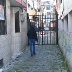 Solanda se caracteriza por tener cientos de pasajes y en cada uno los vecinos instalaron puertas.