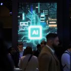 La inteligencia artificial (IA) una herramienta útil, pero requiere de reglamento.