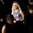 Donatella Versace deja su puesto como directora creativa de la marca.