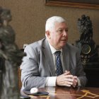 Fue ministro de Economía y Finanzas entre julio de 2007 y julio de 2008. Es economista, graduado en la Universidad Católica de Guayaquil y máster en Economía Empresarial, por el INCAE, de Costa Rica.