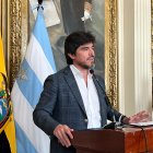 Ministro José de la Gasca brindó una rueda de prensa.