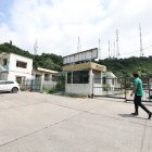 Situación. Sin letreros y completamente ignorado luce la edificación que  algún día atendió a pacientes con tuberculosis.