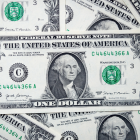 El billete de 1 dólar con patrón numérico secuencial único es altamente valorado por coleccionistas y podría alcanzar un precio superior a los 60,000 dólares.