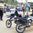 La Policía acudió a la escena del crimen, este 17 de marzo en Anconcito.