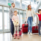 Los ecuatorianos podrán viajar sin visa a destinos internacionales en 2025, gracias al acceso simplificado con el pasaporte ecuatoriano.