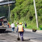 En marzo se iniciaron los trabajos de bacheo tecnificado en el extremo norte de la vía, en una primera fase. Posteriormente se hará en el sur.