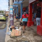 Hay sectores de Playas en los que no se recoge la basura por semanas.
