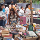 En Guayaquil, pequeñas ferias se establecen por cortos periodos en centros comerciales.