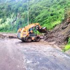 El derrumbe en la avenida De Los Conquistadores obligó a suspender el paso por más de 12 horas. Otros deslizamientos también afectaron otras vías.