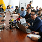 El caso Ligados genera polémica en Ecuador, con posibles juicios políticos para los involucrados.