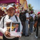 La integrante del colectivo "Memoria, verdad y justicia" Socorro Gil Guzmán, posa durante una entrevista en Acapulco, estado de Guerrero (México).