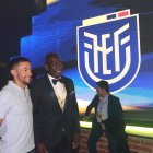 Segundo Castillo estuvo como invitado especial en la presentación de los uniformes de la Tricolor para la recta final de las elimnatorias.