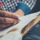 Celebración. El 21 de marzo se celebra el Día Mundial de la Poesía, y se reconoce el trabajo de los escritores románticos contemporáneos.