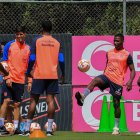 Moisés Caicedo será el encargado de manejar la volante de Ecuador.