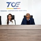 El Pleno del Tribunal Contencioso Electoral (TCE) debe decidir si ratifica o deja sin efecto la sanción de quitarle los derechos políticos a Verónica Abad.