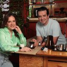 Esposos y abogados penalistas emprendieron en este rincón para amantes de la literatura y el café.