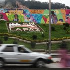 Un mural alusivo a los derechos de las niñas, en La Paz (Bolivia).